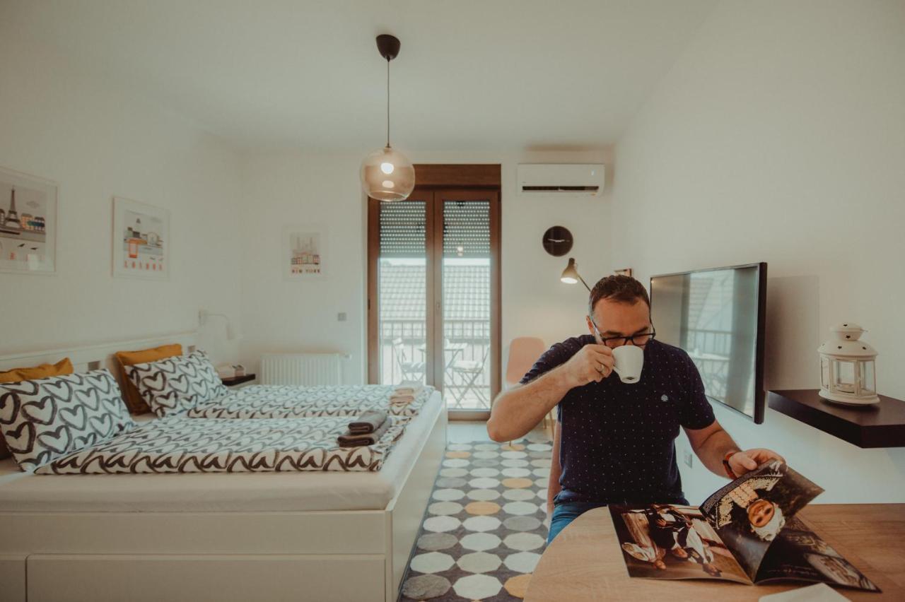 Studio Apartman Centar Dakovo Luaran gambar